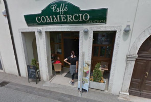 Caffe Commercio food