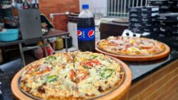 Pizzaria E Lanchonete Ponto Belo food