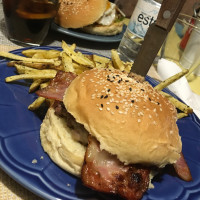 Hamburguers E Companhia food