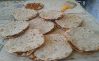 Lahmacun Salonu food