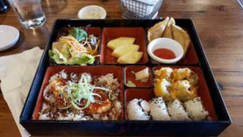 Jin's Sushi Cuisine food