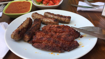 Osmanlı Köftecisi food