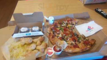 Domino's Pizza food