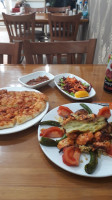 Kervan Urfa Sofrasi food