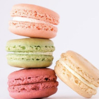 Le Macaron French Pastries food