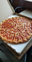 Garbonzo's Pizza food