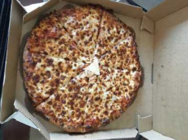 Domino's Pizza food