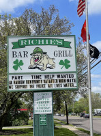 Richie's Grill Tavern outside