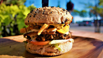 Boon Burger Cafe food