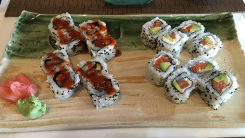 Taiko Sushi food