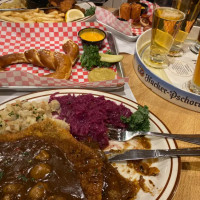 Helga's German Restaurant and Deli food