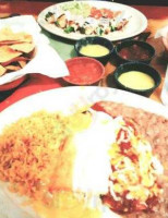 Los Tres Amigos food