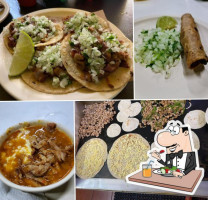 Taqueria El Pique food