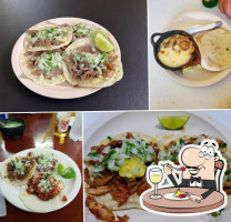 Taqueria El Pique food