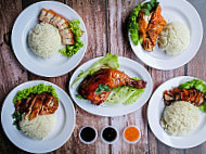 Bbq Wai Chicken Rice inside