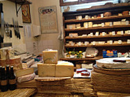 La Fromagerie food