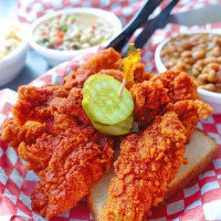 Hattie B's Hot Chicken food