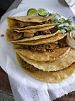 Tacos Los 2 Laredos food