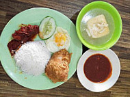 Warung Ahmad Nasi Lemak Sup Tauhu (bukit Pasir) food