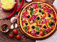 Pizza Haus Hammaraengen food