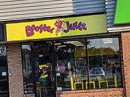 Booster Juice outside