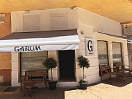 Garum outside