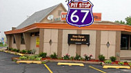 The Pit Stop 67 outside