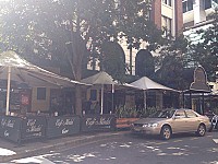 Cafe Mondial outside