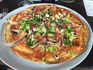 Vino & Pizzateca Mannheim food