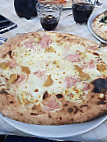 Enchante Pizzeria food