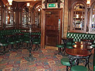 St. Stephen's Tavern, Westminster inside