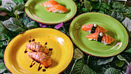 Konnichiwa Sushi Experience food