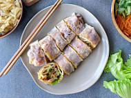 Whitney Popiah food