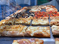 Zaffiro Pizzeria D'asporto food