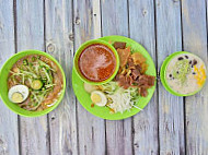 Chenmak Bukit Jelutong food