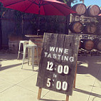 La Mesa Wine Works outside