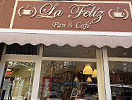 La Feliz Pan Cafe outside