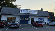 The Blue Lobster outside