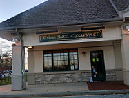 Pamela's Gourmet outside