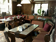 Hochland Restaurant-Cafe inside