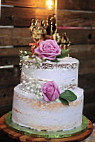 Simply Beautiful Cakes food