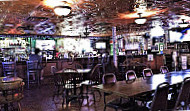 Kellys Irish Pub inside