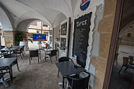 El Cafe De La Placa inside