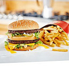 McDonald's - McDrive - McCafé food