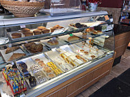 Dulce's Bakery food