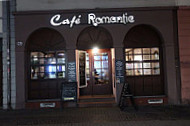 Cafe Romantic outside