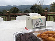 Rickard Ridge Bbq inside