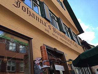 Johannas Baumstriezel Cafe