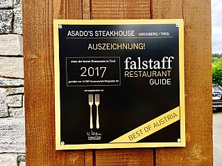 Asado's Steakhouse - Marcel Sore
