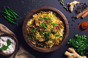 Laziz Biryani